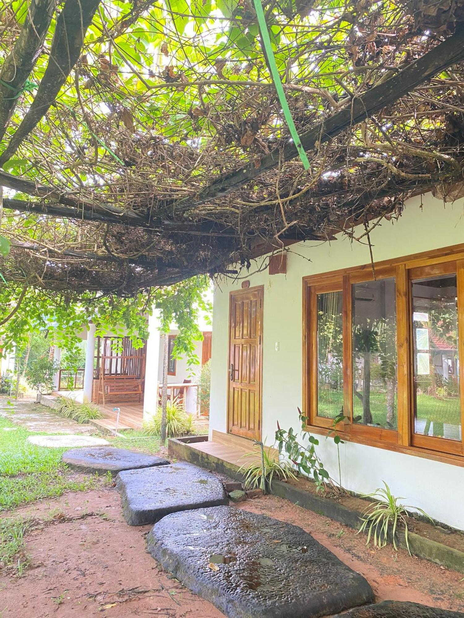 Y Nghia Bungalow Ong Lang Phu Quoc Buitenkant foto